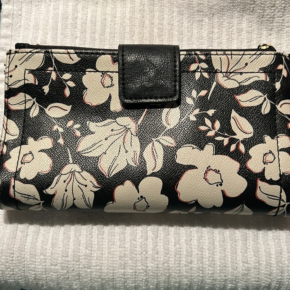 Relic wallet. - Picture 2 of 3